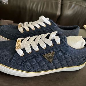NEW blue/jean Guess sneakers size 10